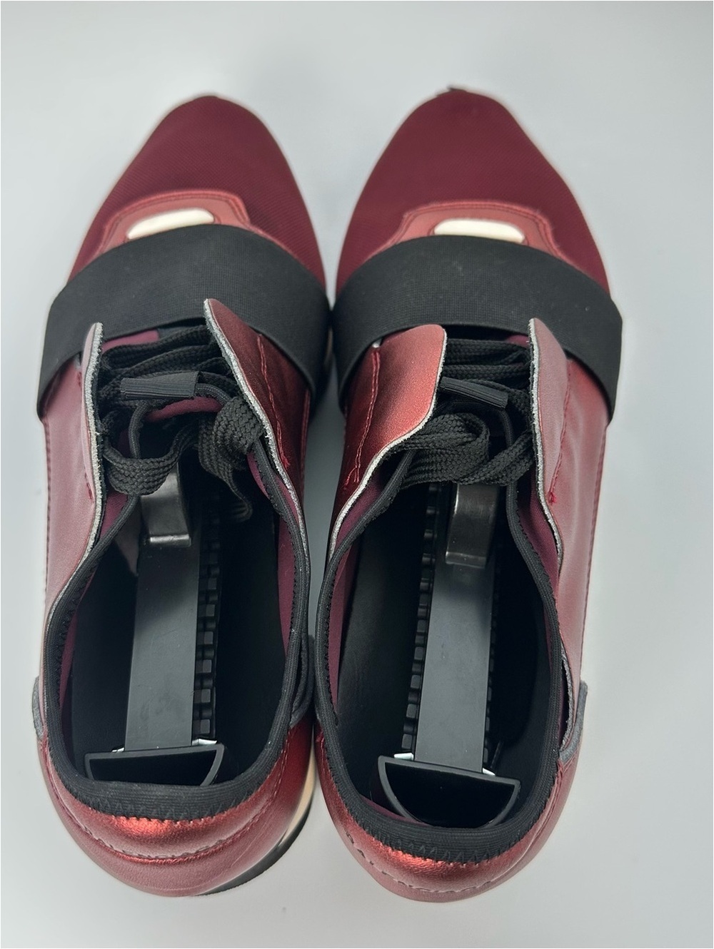 Balenciaga Race Runner woman’s sneakers. Burgundy and Black. Like new! - Picture 6 of 9